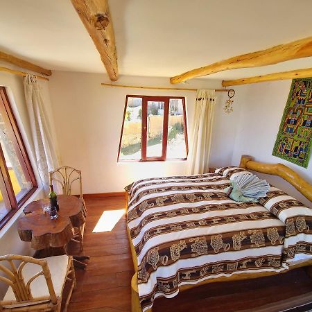 Hostal Puerta Del Sol Isla del Sol Екстериор снимка