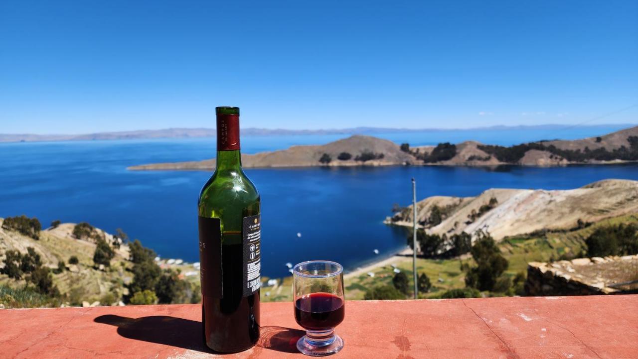 Hostal Puerta Del Sol Isla del Sol Екстериор снимка