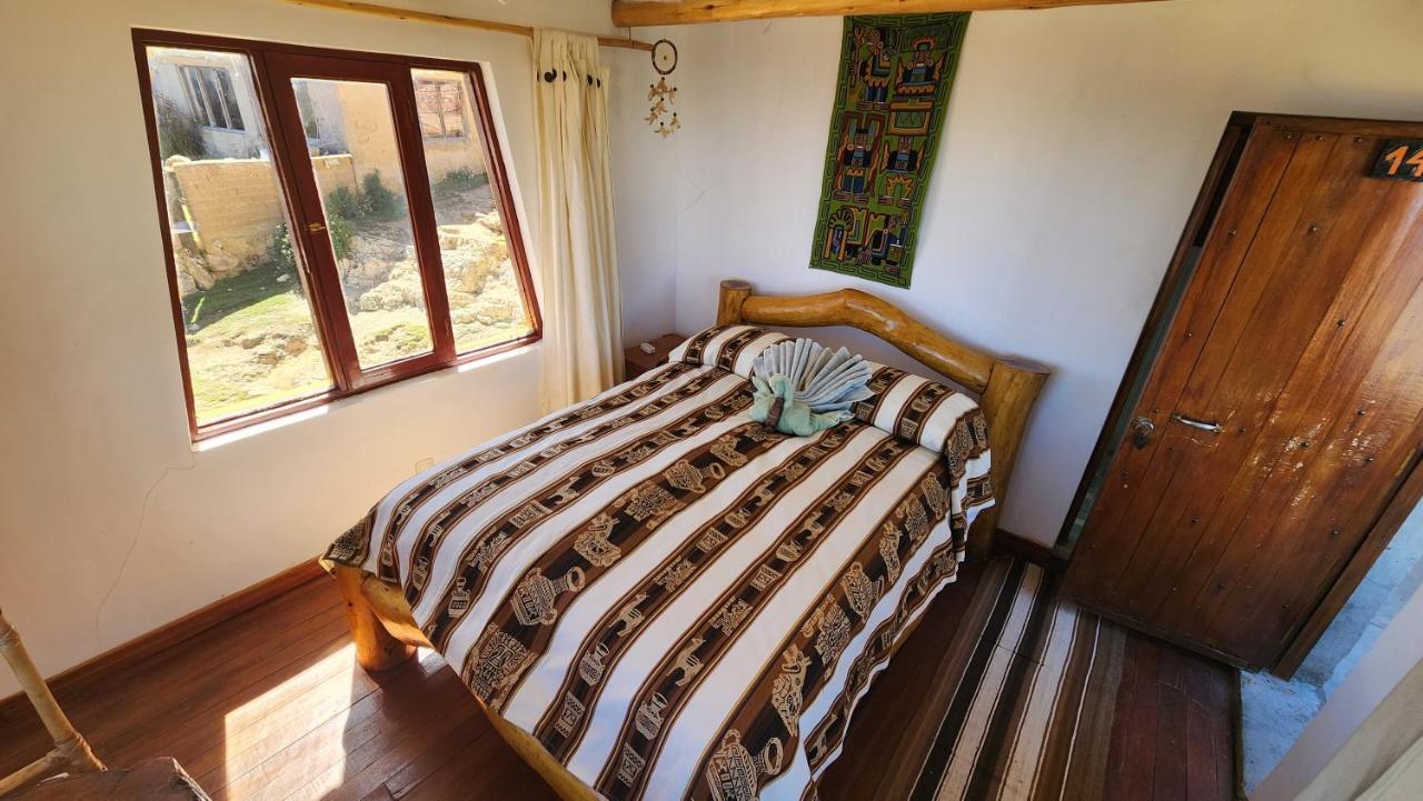 Hostal Puerta Del Sol Isla del Sol Екстериор снимка