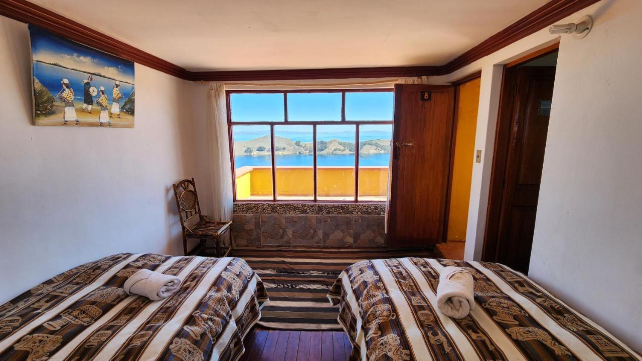 Hostal Puerta Del Sol Isla del Sol Екстериор снимка
