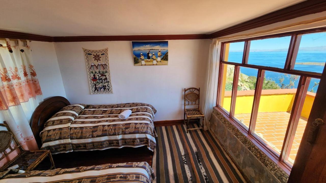 Hostal Puerta Del Sol Isla del Sol Екстериор снимка